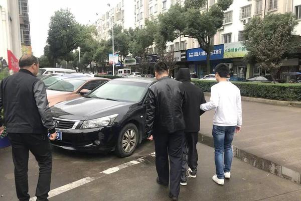 電訊報：競爭薩卡在英格蘭隊的主力位置是馬杜埃凱的挑戰之一