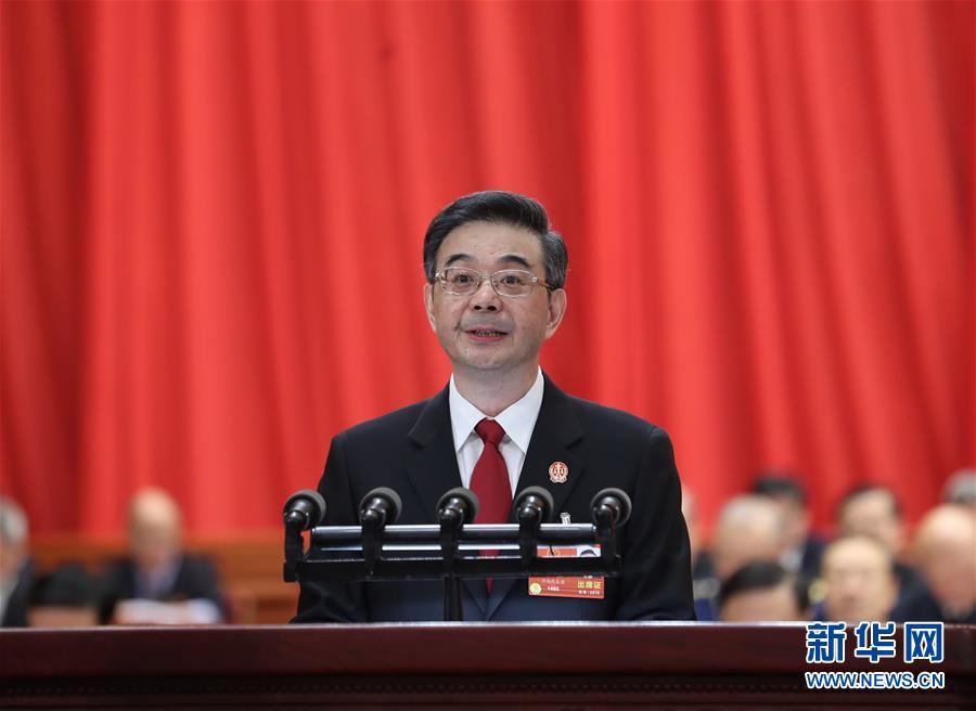 享受假期，恩佐與家人一同來到了希臘度假
