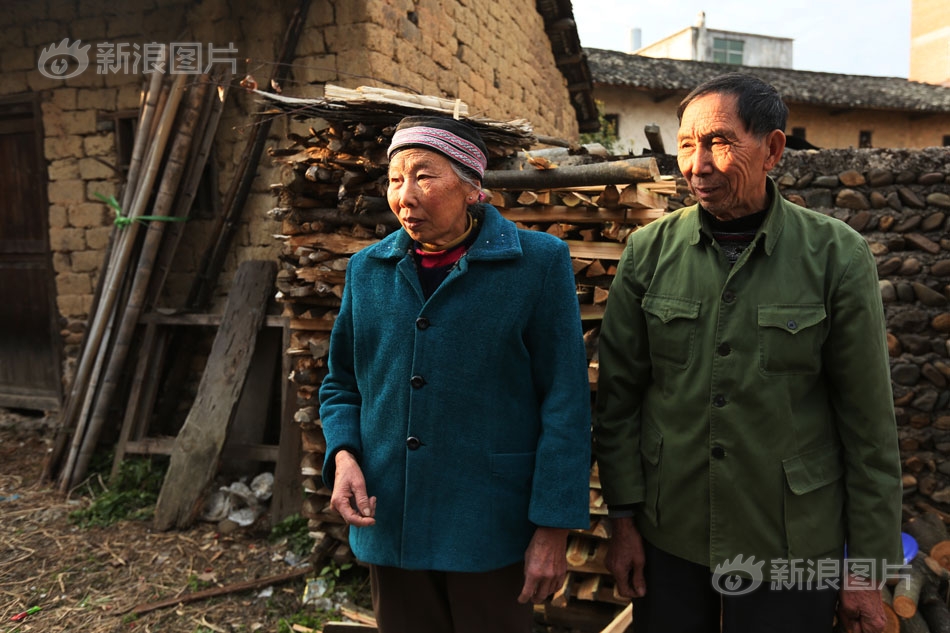 艾美加：很自豪能與切爾西簽約，本賽季我會專注于斯特拉斯堡