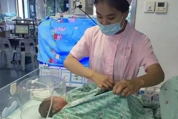 梅超鋒，梅里諾職業(yè)生涯首次上演帽子戲法