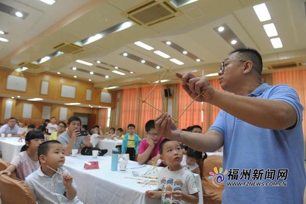 太陽報(bào)：曼聯(lián)考慮周中出國踢友誼賽，以彌補(bǔ)無歐戰(zhàn)的上億鎊損失