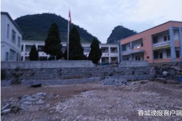 三款DFB激光器芯片，人工智能等高帶寬、低功耗場(chǎng)景可用
