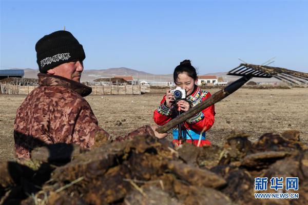 官方：波蘭門將法比安斯基重返西漢姆聯(lián)，雙方簽下一年合同