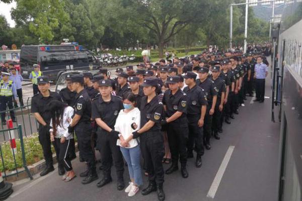 諾丁漢森林官宣教練組成員，耶迪納克等四名澳波的老搭檔加入