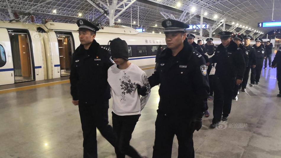 衛報：沒有跡象表明格伊會罷賽，但他在考慮是否繼續擔任隊長